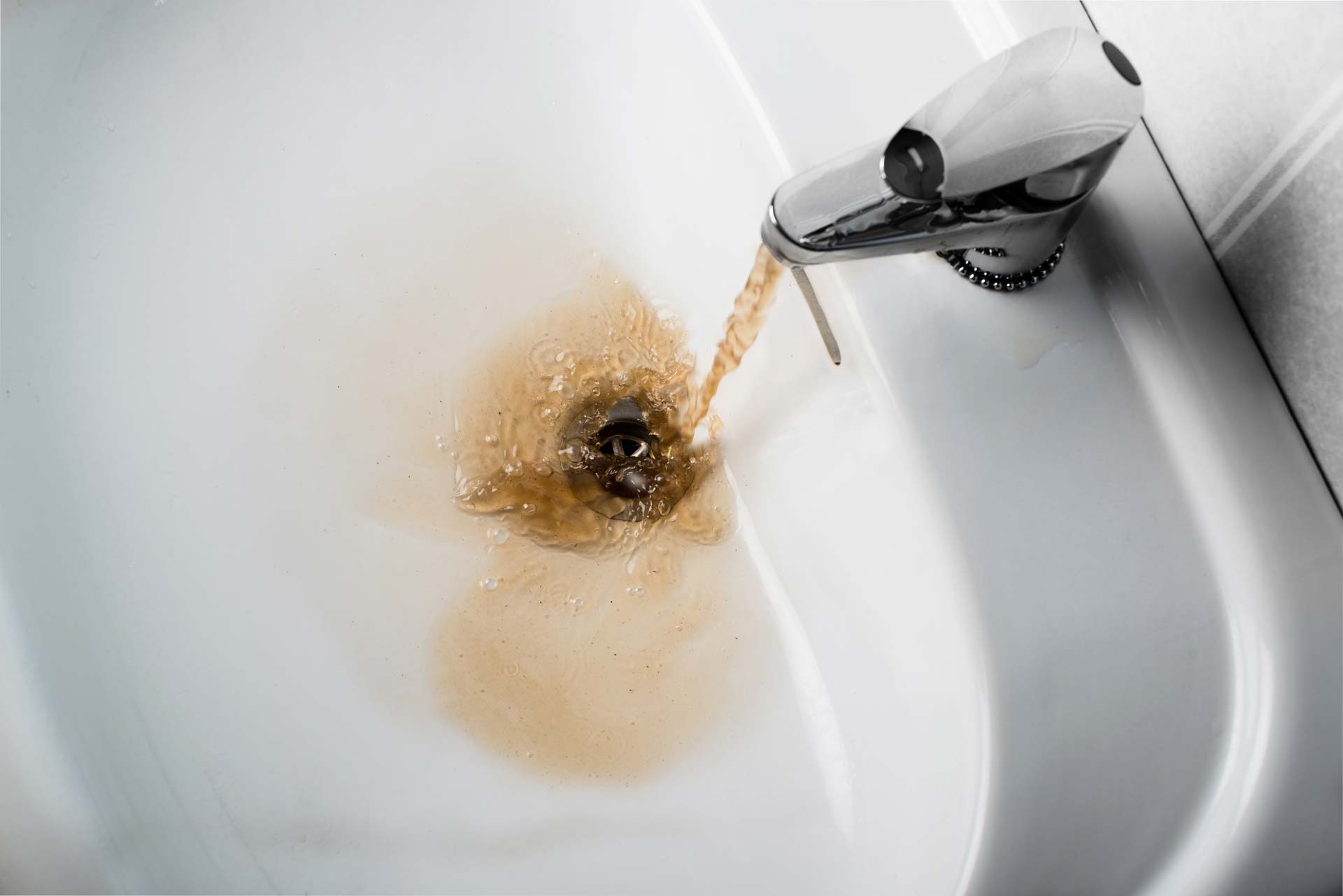 Dirty water coming out of faucet tap